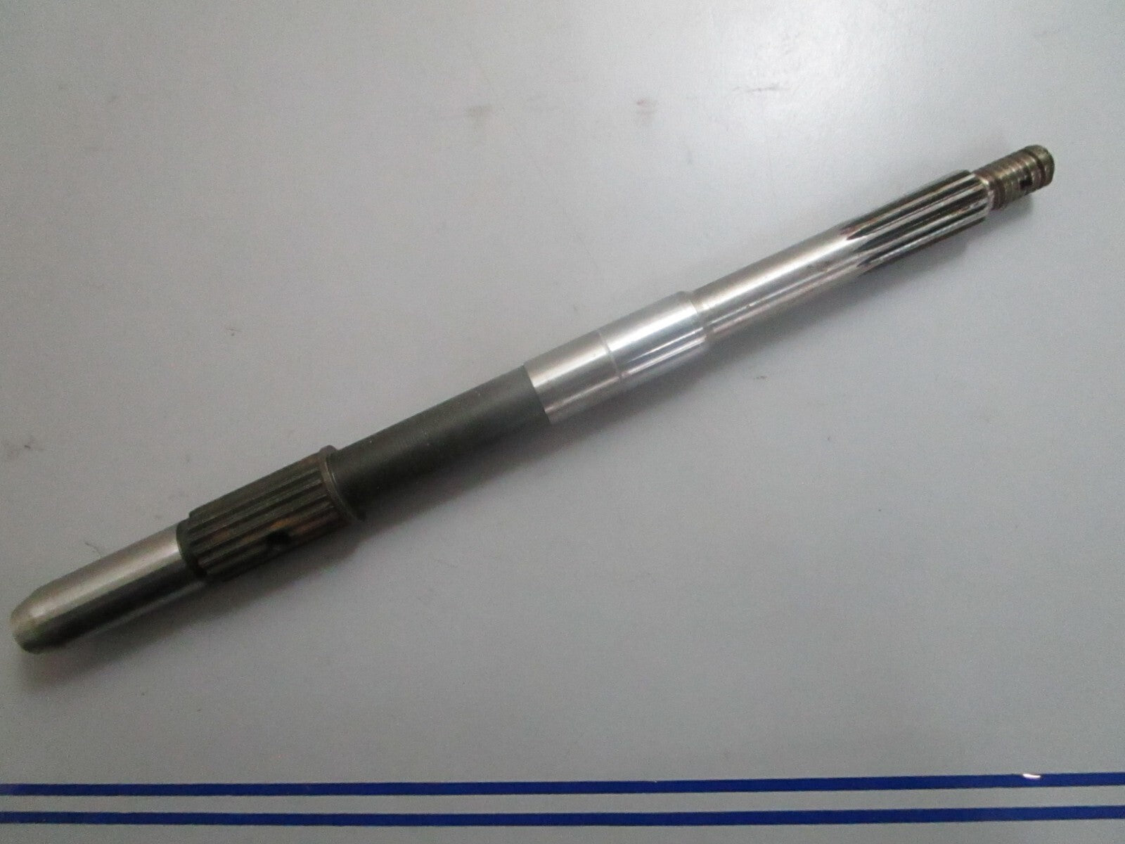 *NEW OEM* 0820 OMC Johnson Evinrude Prop Shaft 341223 0341223