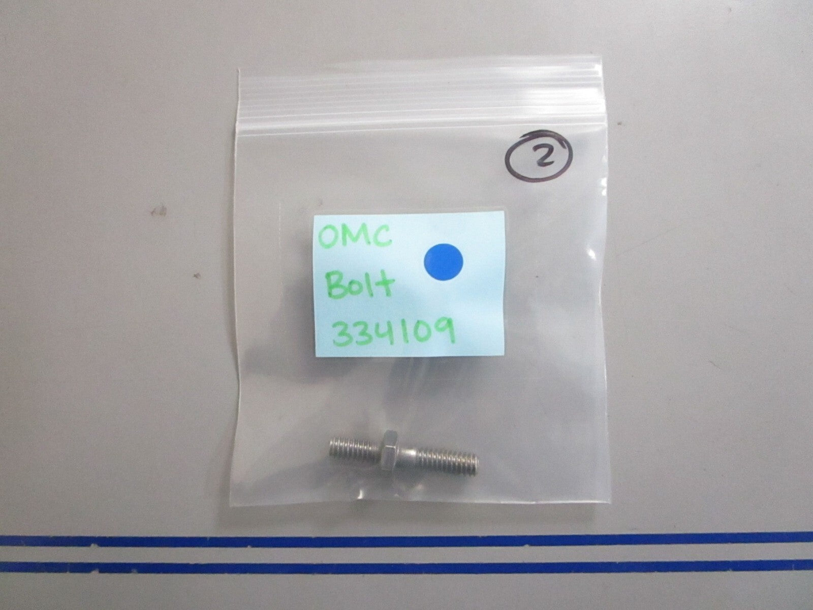 *NEW OEM* 0770 OMC Johnson Evinrude Bolt 334109 0334109