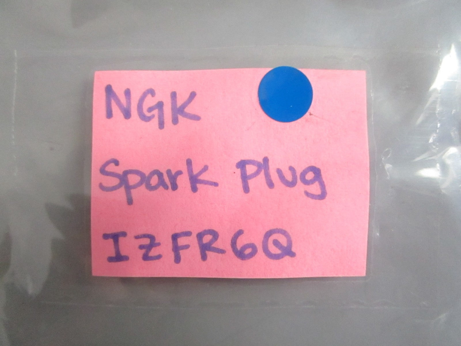NEW OEM (LOT OF 5) IZFR6Q Champion Spark Plug 0820
