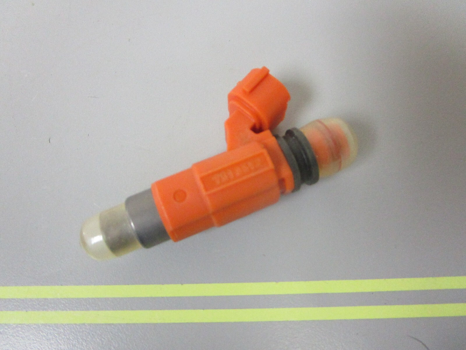 *NEW OEM* 0720 Yamaha Fuel Injector 68V-8A360-00-00