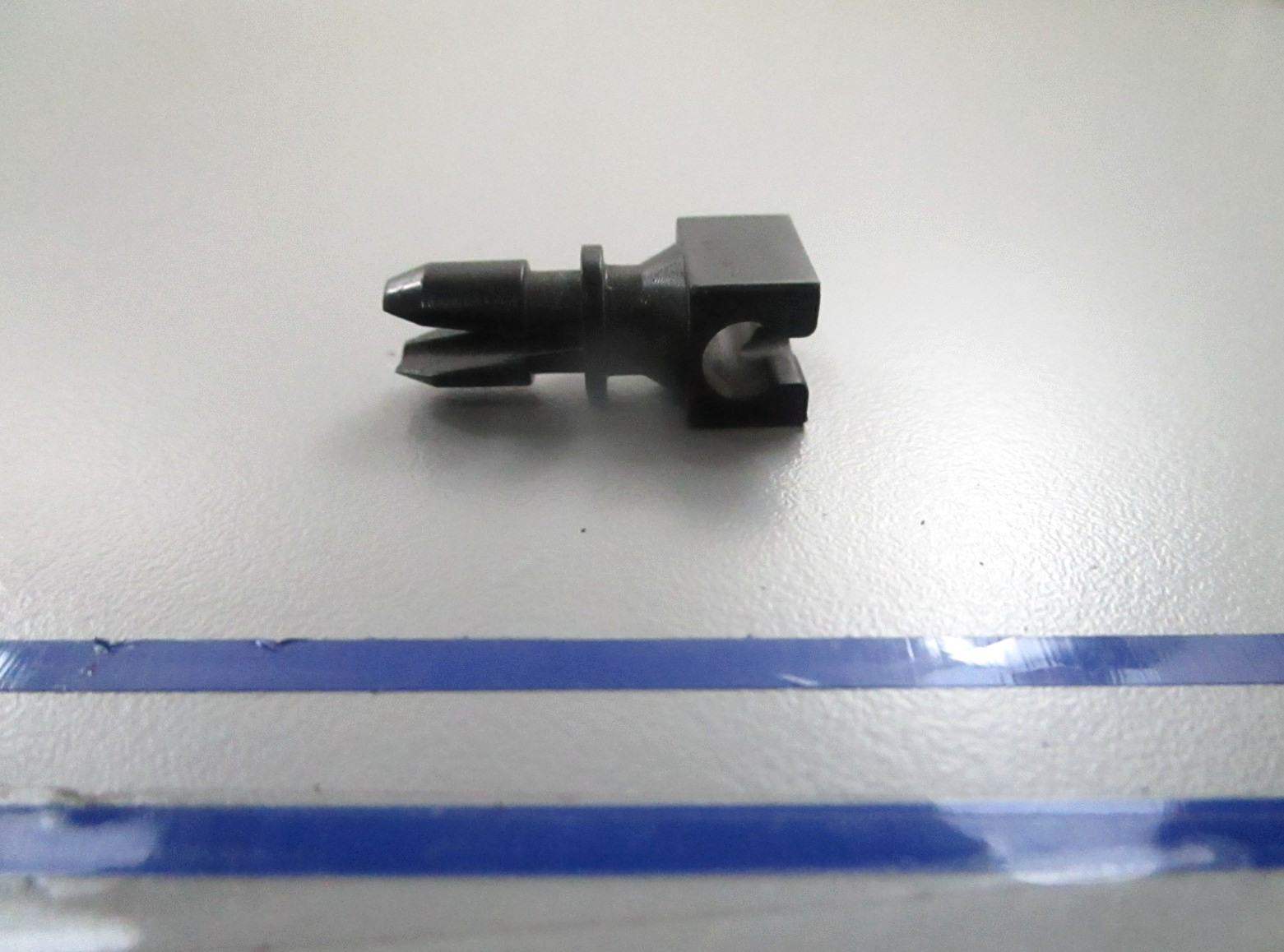 *NEW OEM* 0810 OMC Johnson Evinrude Retainer 341304 0341304