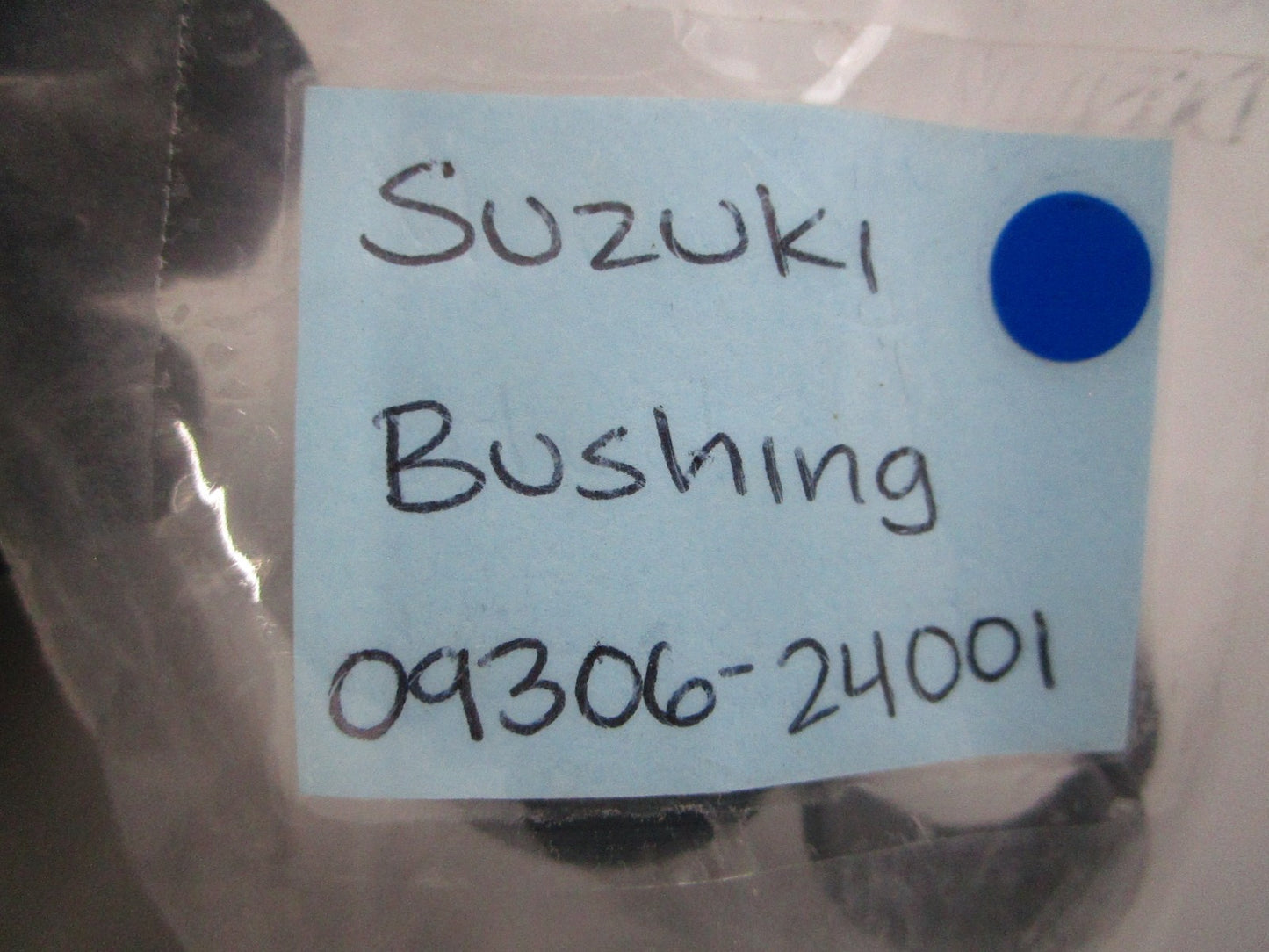 NEW OEM 09306-24001 Suzuki Bushing 0810