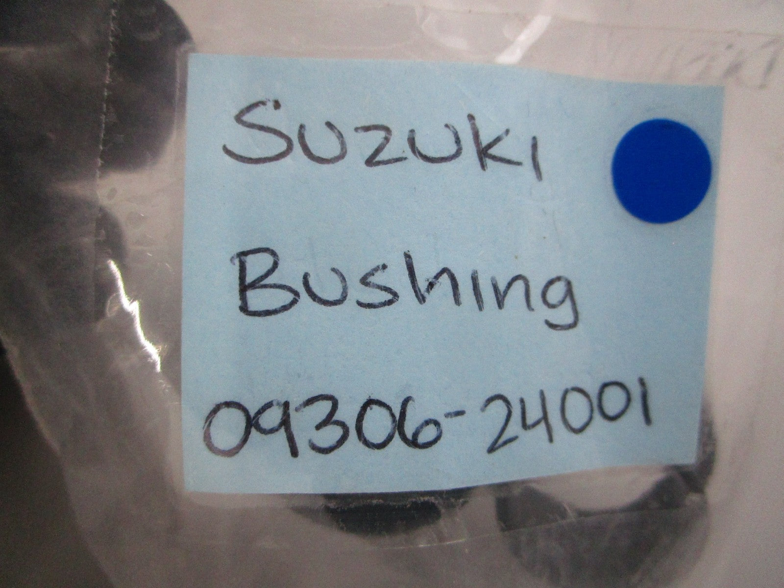 NEW OEM 09306-24001 Suzuki Bushing 0810