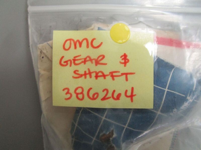 *NEW OEM* 0770 OMC Johnson Evinrude Gear and Shaft 386264 0386264