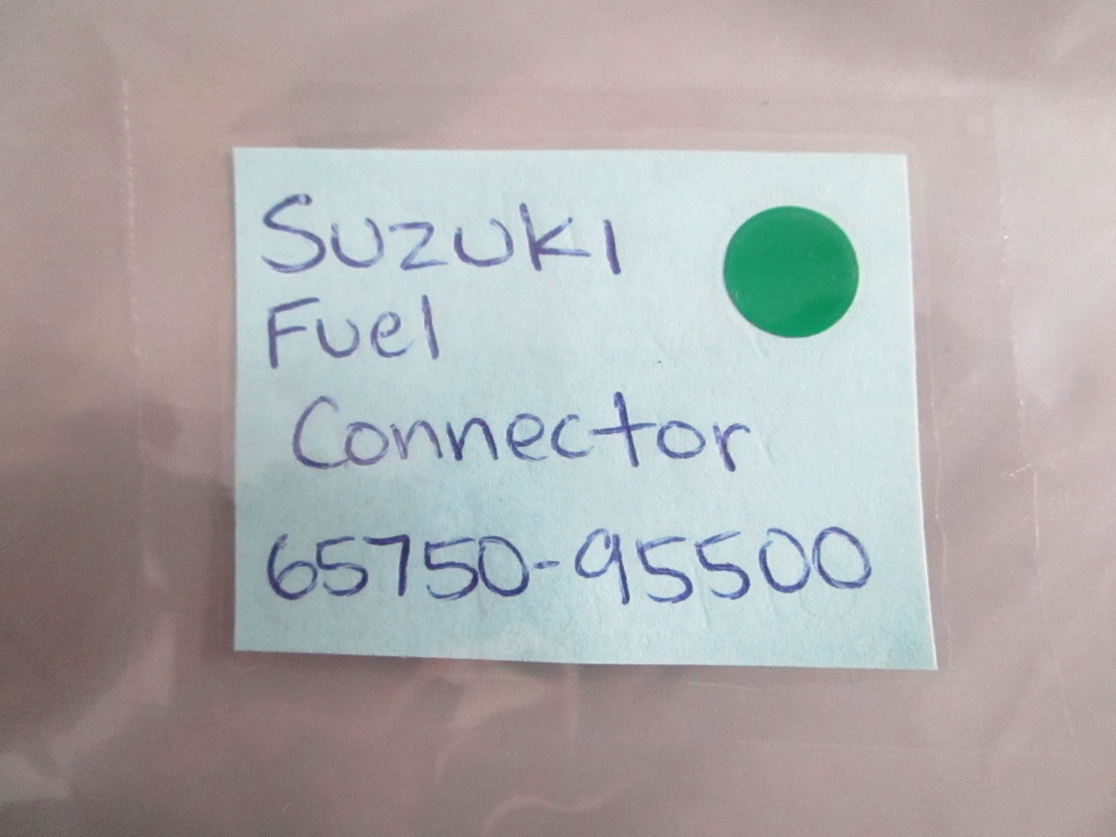 NEW OEM 65750-95500 Suzuki Fuel Connector 0820