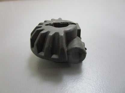 *NEW OEM* 0820 OMC Johnson Evinrude Throttle Control Pinion Gear 303142 0303142