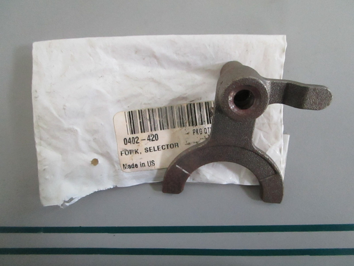 NEW OEM 0402-420 Arctic Cat Selector Fork 0820