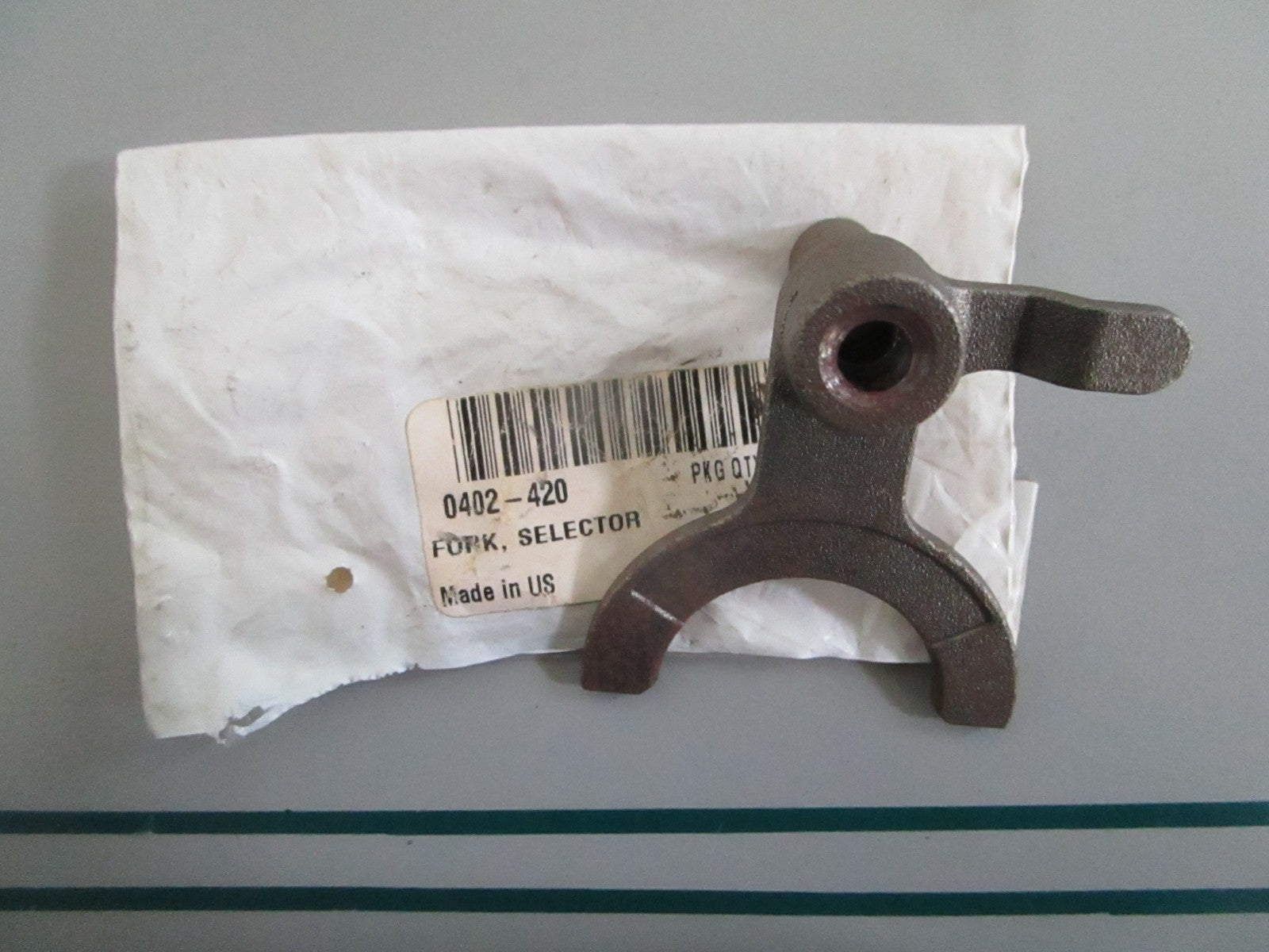 NEW OEM 0402-420 Arctic Cat Selector Fork 0820