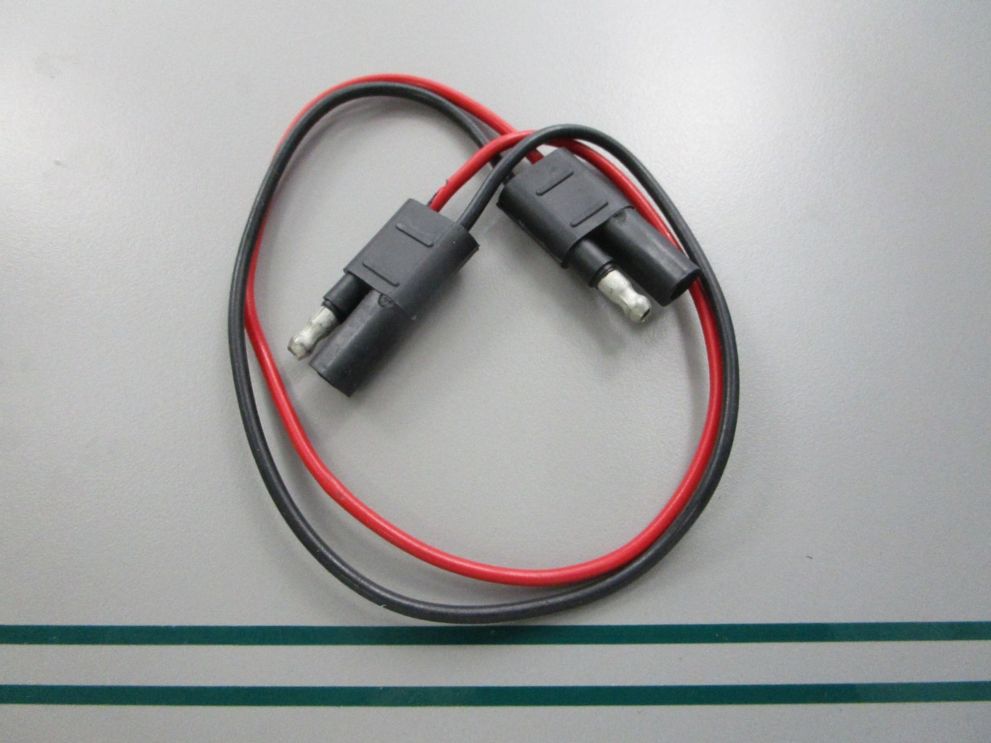 NEW WH10300 Sierra Flat Connector 0810