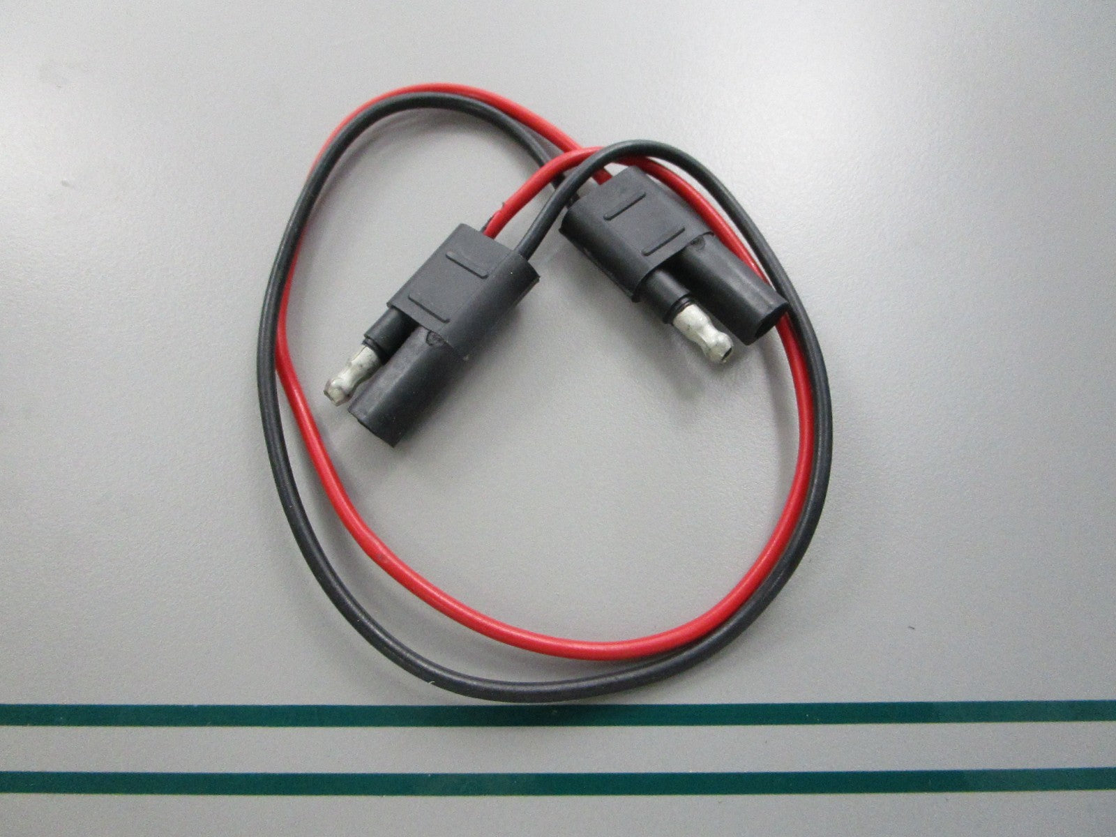NEW WH10300 Sierra Flat Connector 0810