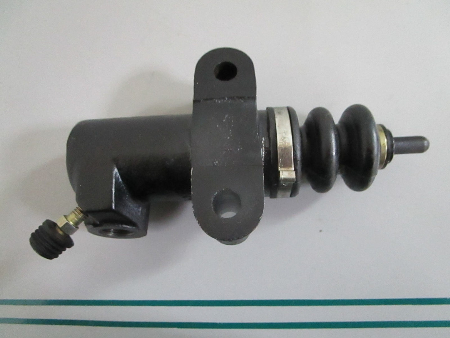 NEW OEM 0002954207 Mercedes-Benz Slave Cylinder 0820