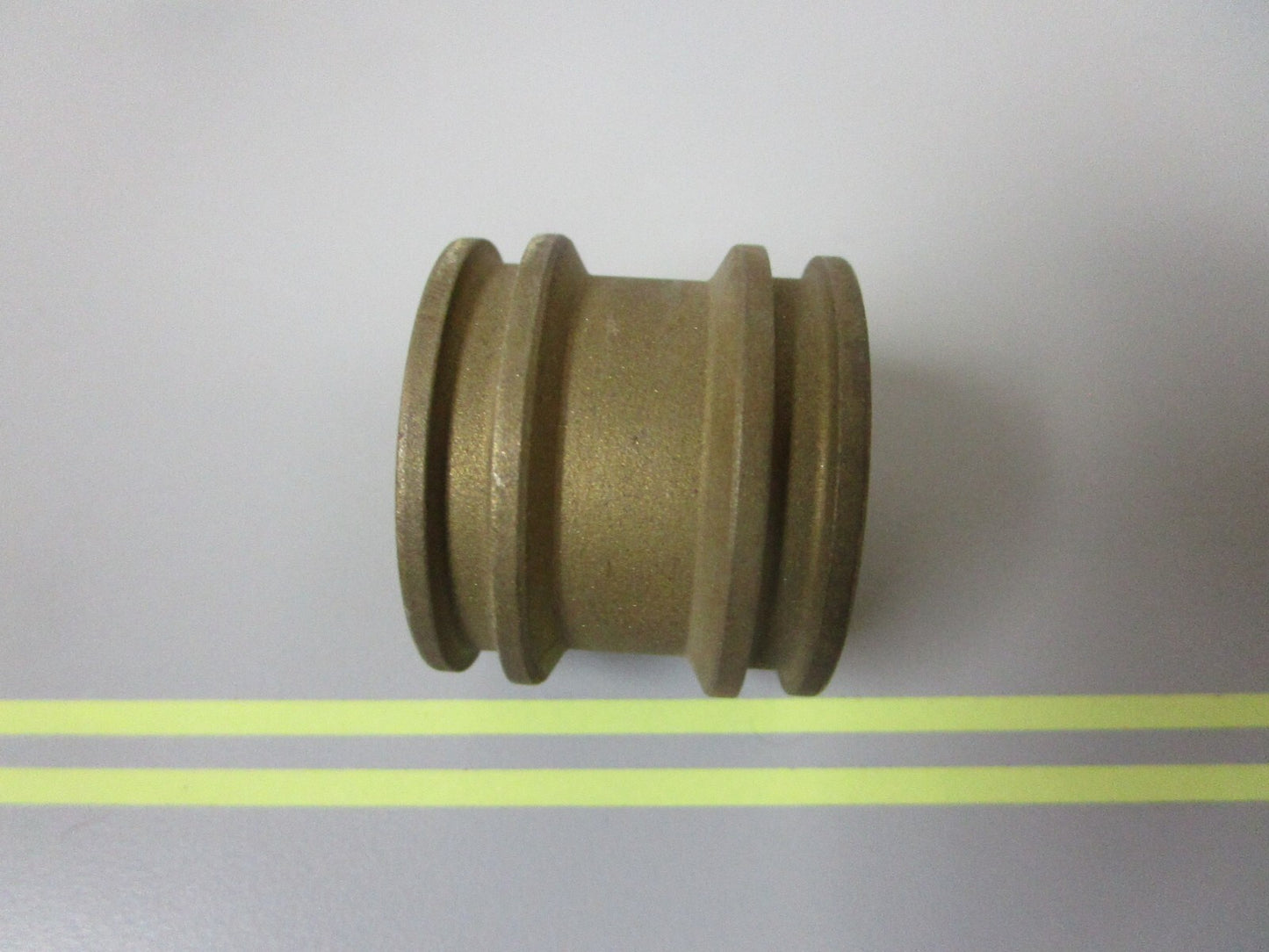 *NEW OEM* 0810 Volvo Penta Pipe Seal 842966