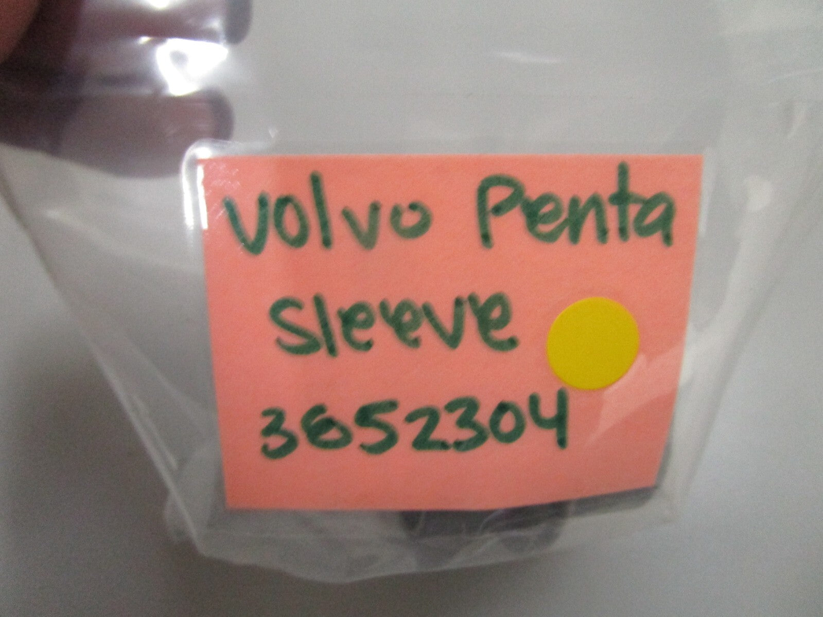 *NEW OEM* 0750 Volvo Penta SLEEVE 3852304