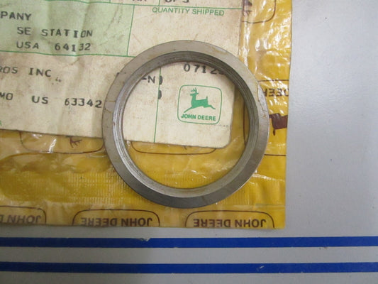 *NEW OEM* 0820 John Deere Washer R34295