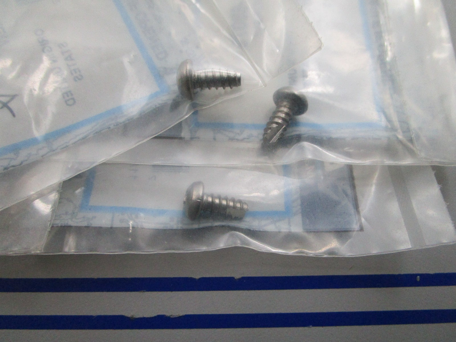 NEW OEM (LOT OF 3) Mercury Quicksilver 10-69079 Screw 0810