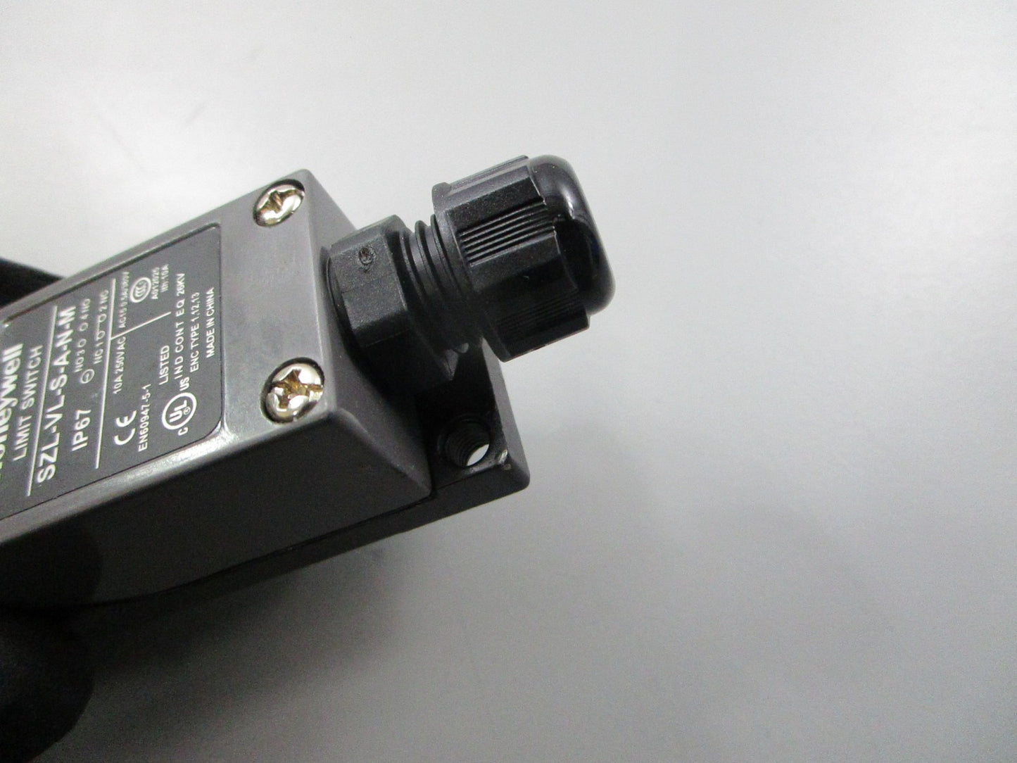 *NEW* 0810 Honeywell Limit Switch SZL-VL-S-A-N-M