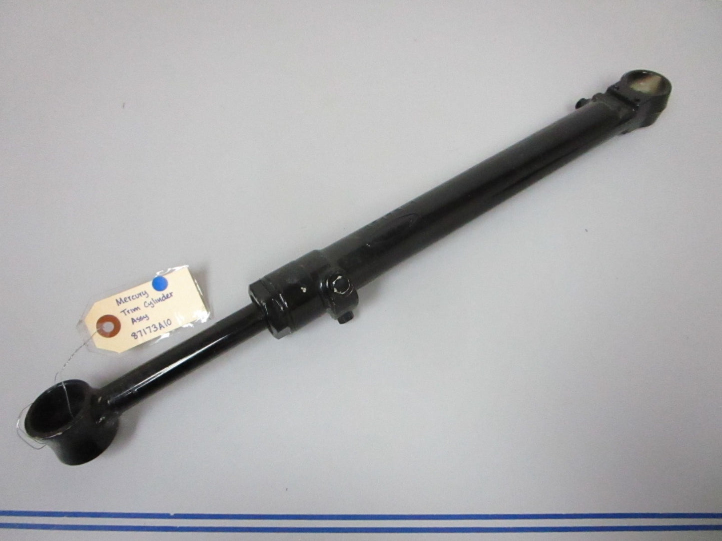 NEW OEM Mercury Mercruiser 87173A10 1978 120 140 1982 165 Trim Cylinder Ay 0720