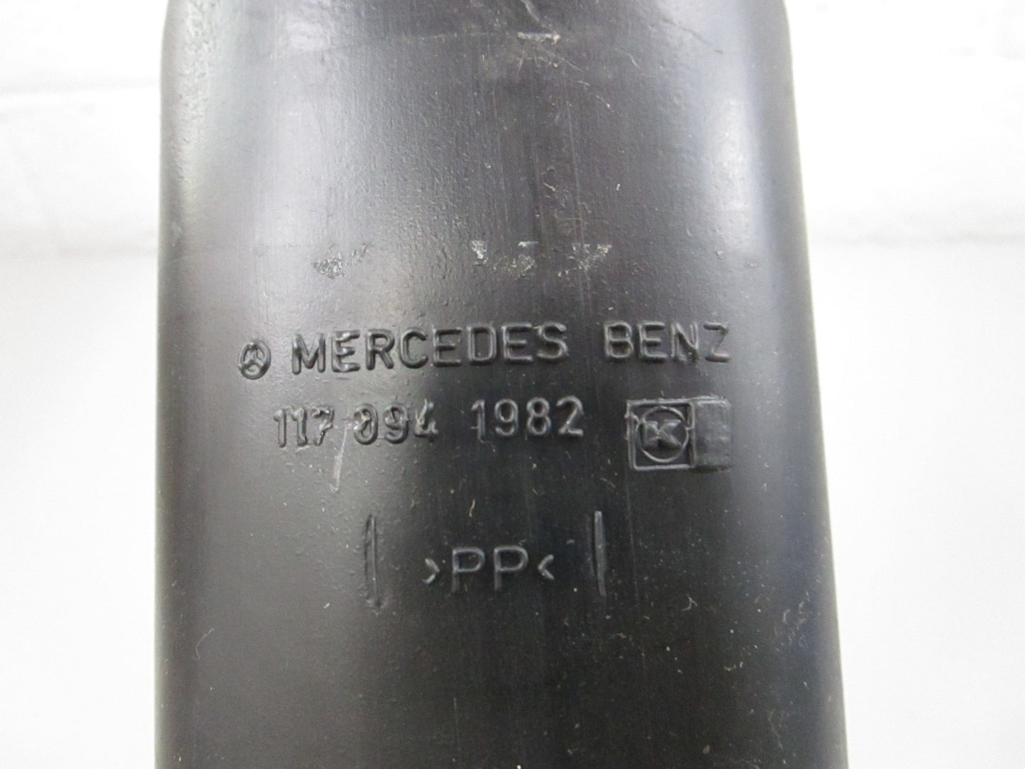 NEW OEM 1170941982 Mercedes-Benz Hose 0810