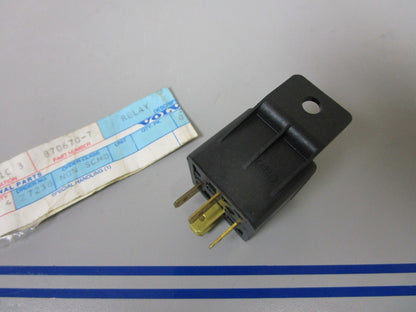 *NEW OEM* 0770 Volvo Penta Relay 870670