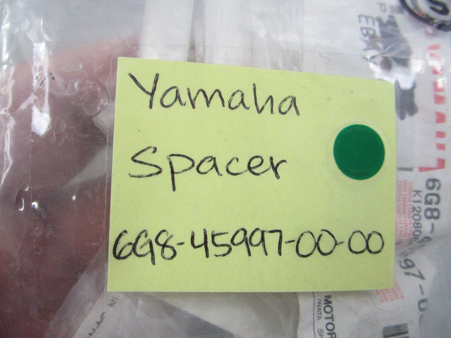 NEW OEM 6G8-45997-00-00 Yamaha Spacer 0810
