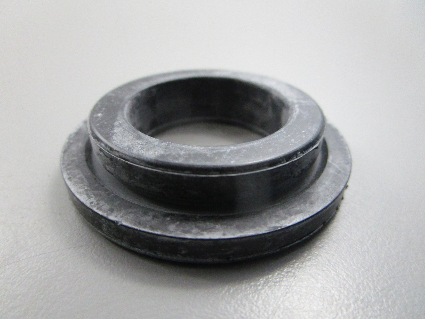 NEW OEM 23-17657M Mercury Quicksilver Bushing 0810