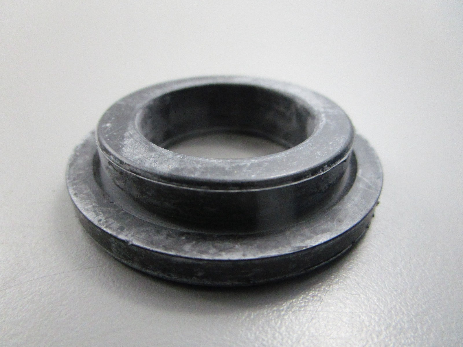 NEW OEM 23-17657M Mercury Quicksilver Bushing 0810