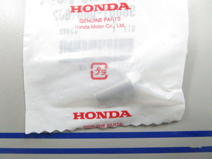 *NEW OEM* 0810 Honda Flange Bolt 96001-0601602
