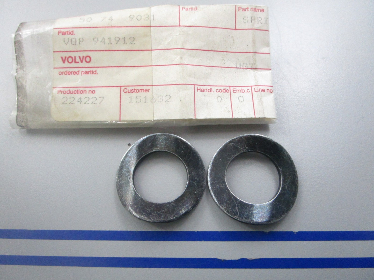 *NEW OEM* (LOT OF 2) 0810 Volvo Penta Spring Washer 941912