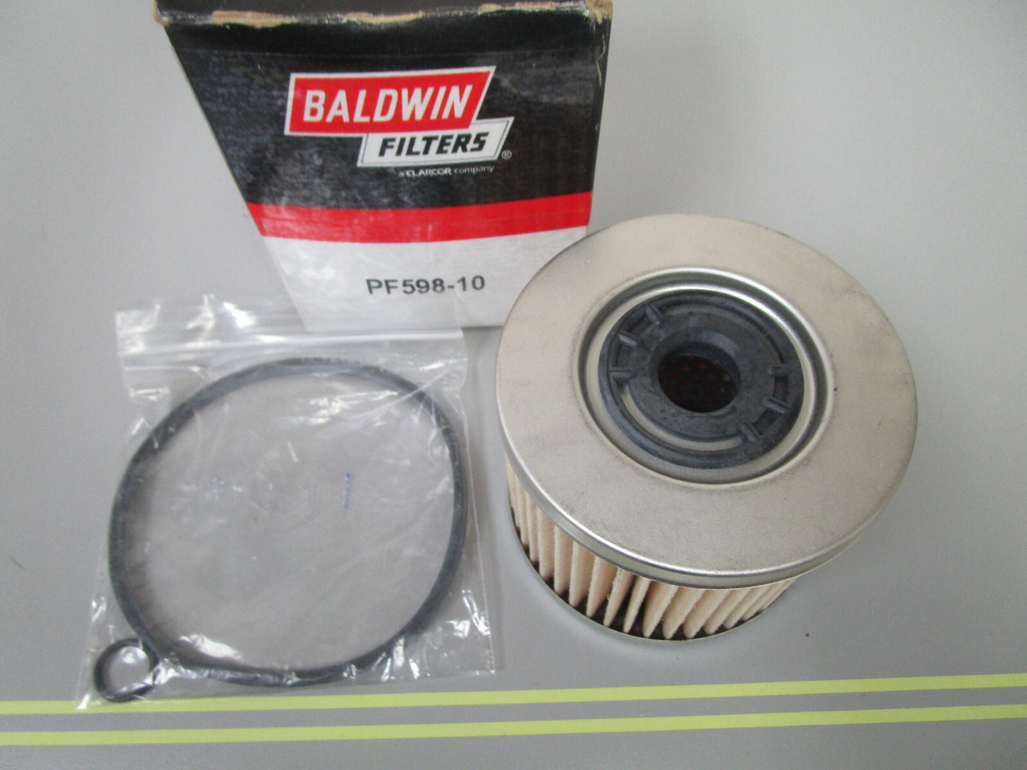 *NEW OEM* 0810 Baldwin Filters Fuel Filter PF598-10