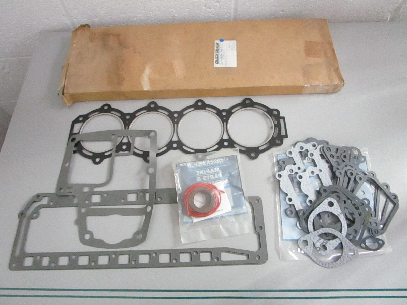 NEW OEM 27-809754A1 Mercury Quicksilver Gasket Set 0820