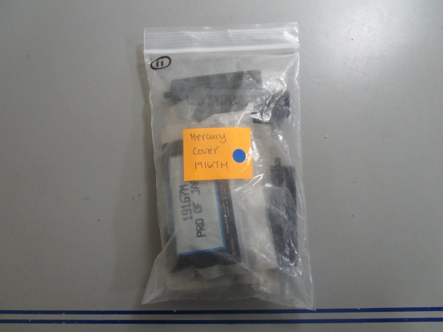 *NEW OEM* 0810 Mercury Quicksilver Cover 19167M