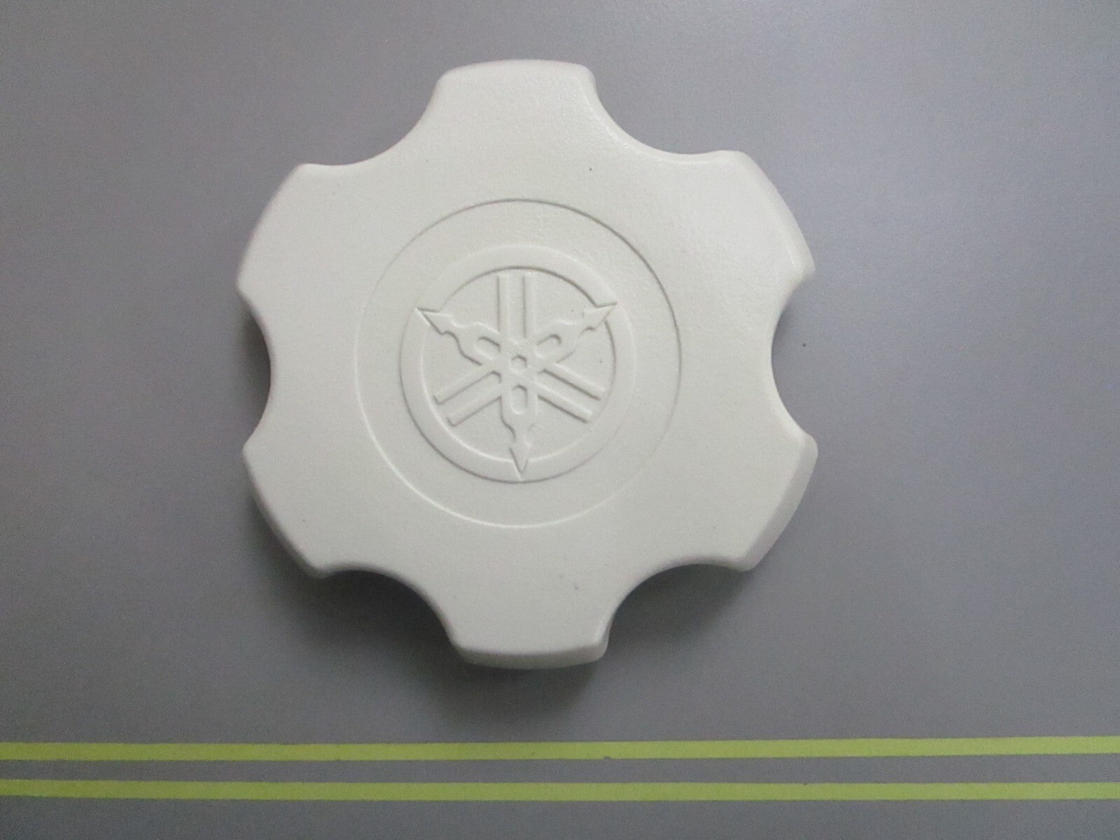 *NEW OEM* 0810 Yamaha Fuel Filter Cap GP7-U7831-01-00