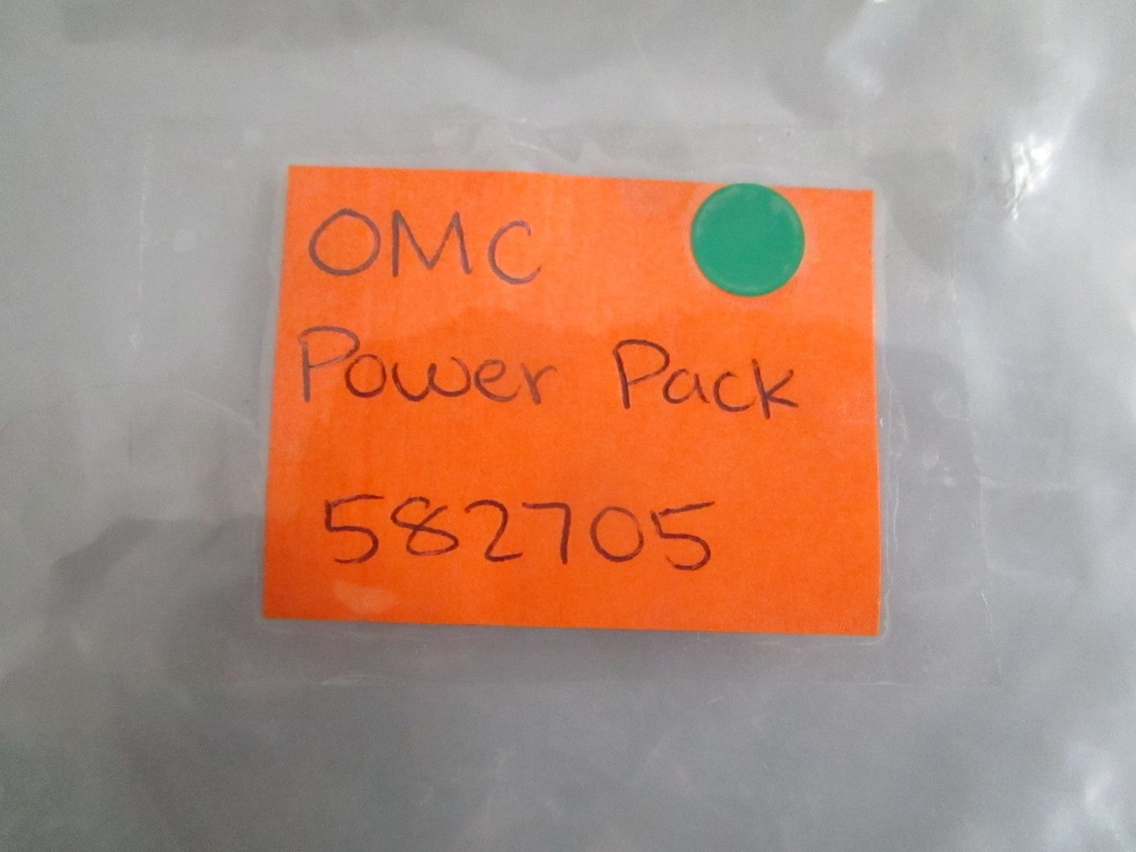 NEW OEM 582705 0582705 OMC Johnson Evinrude Power Pack 0820