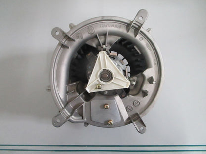 NEW OEM 2108206842 Mercedes-Benz Behr Blower Motor 0820