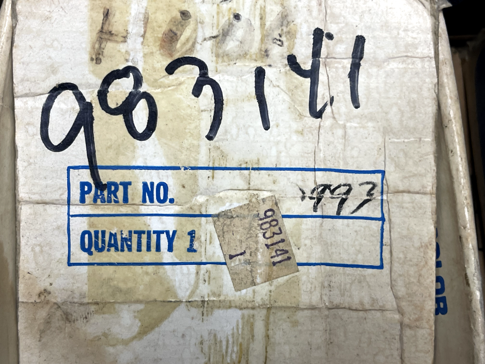 *NEW OEM* 0670 OMC Johnson Evinrude Pinion and Forward Gear 910993 983141