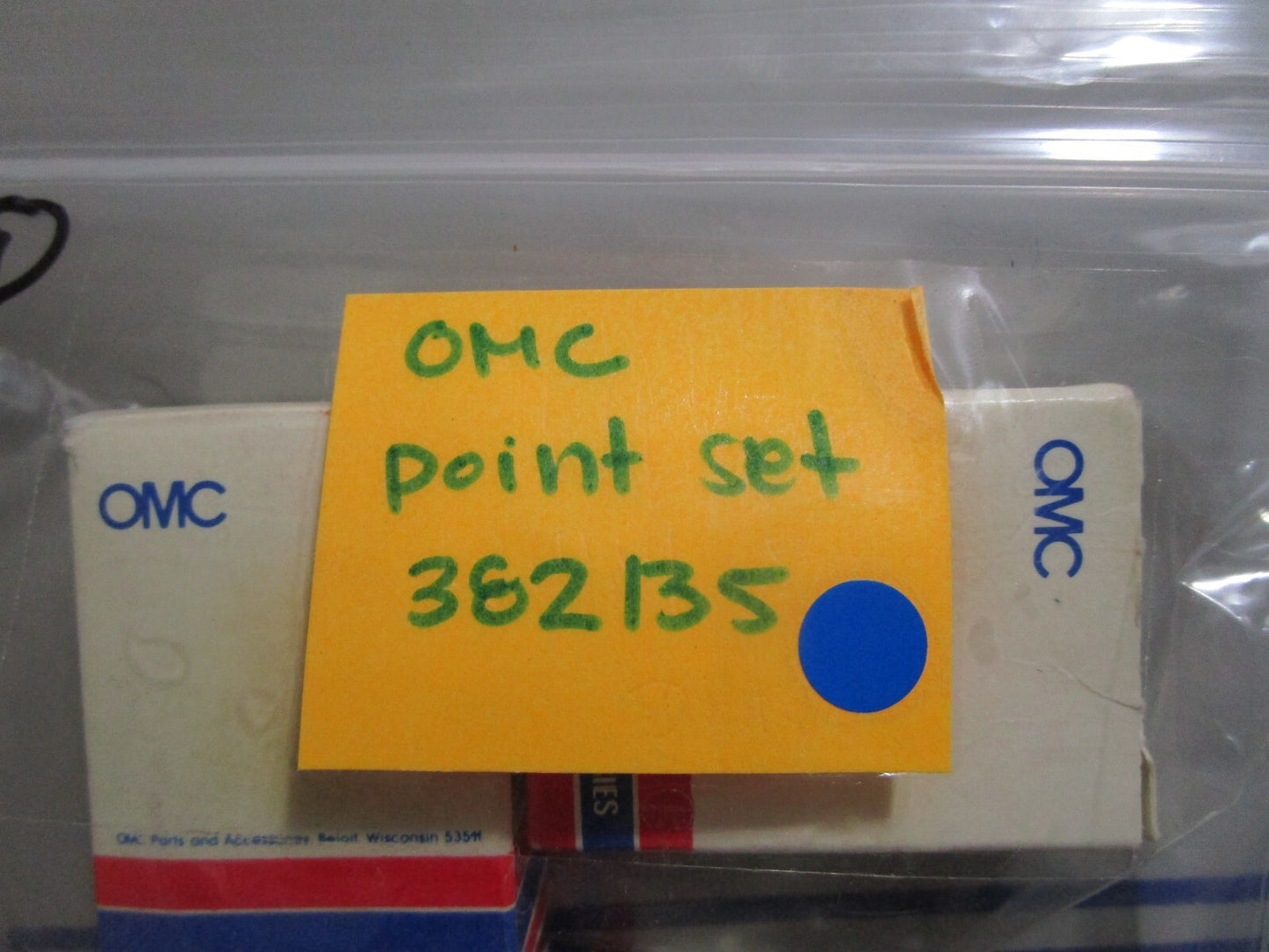 *NEW OEM* 0810 OMC Johnson Evinrude Point Set 382135 0382135