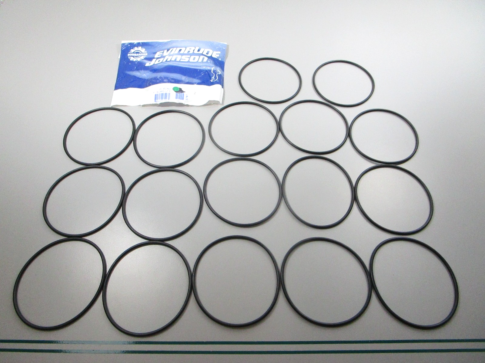 NEW OEM (LOT OF 17) 305121 0305121 OMC Johnson Evinrude O-Ring 0810