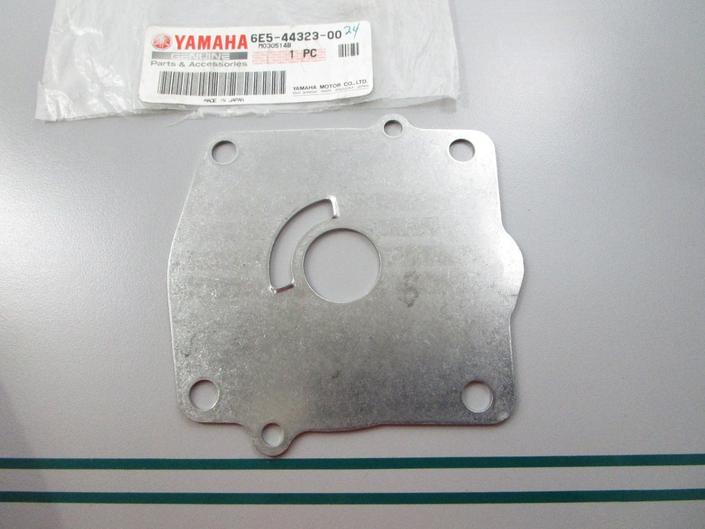 NEW OEM 6E5-44323-00-00 Yamaha Outer Plate 0810