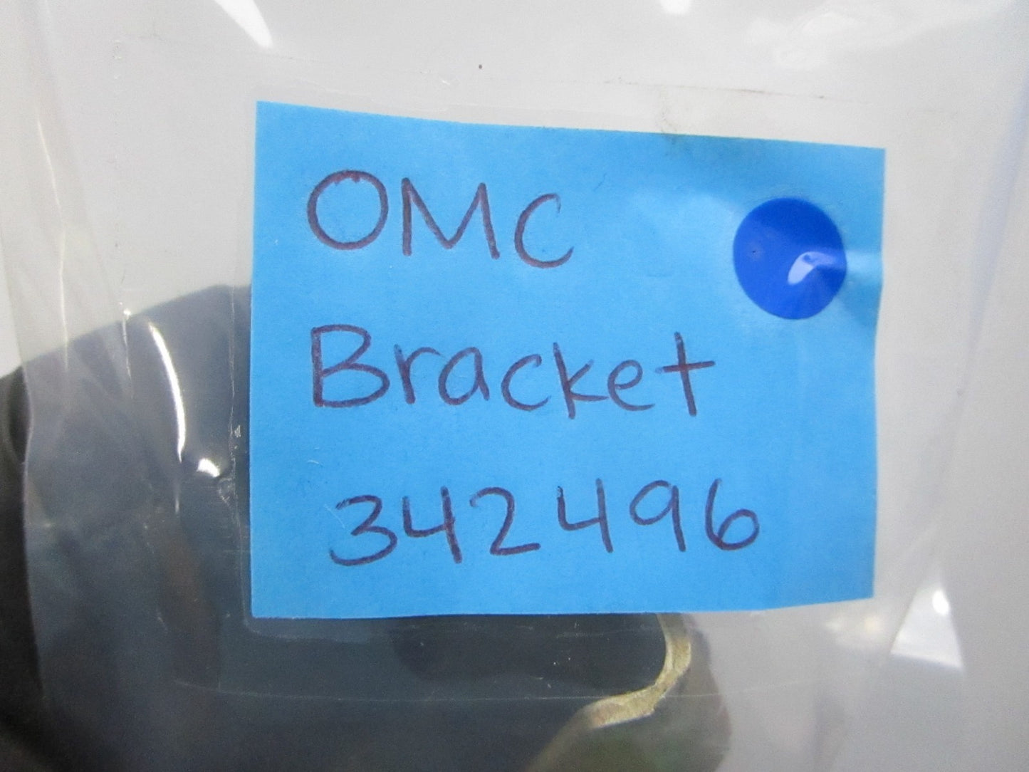 NEW OEM 342496 0342496 OMC Johnson Evinrude Bracket 0810