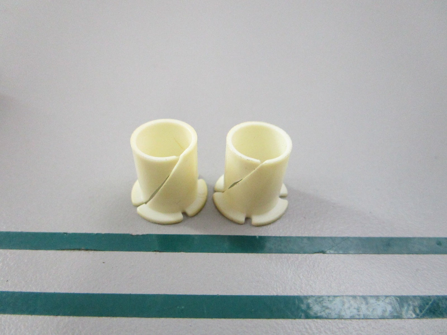 NEW OEM (LOT OF 2) 23-60762 Mercury Quicksilver Bushing 0810