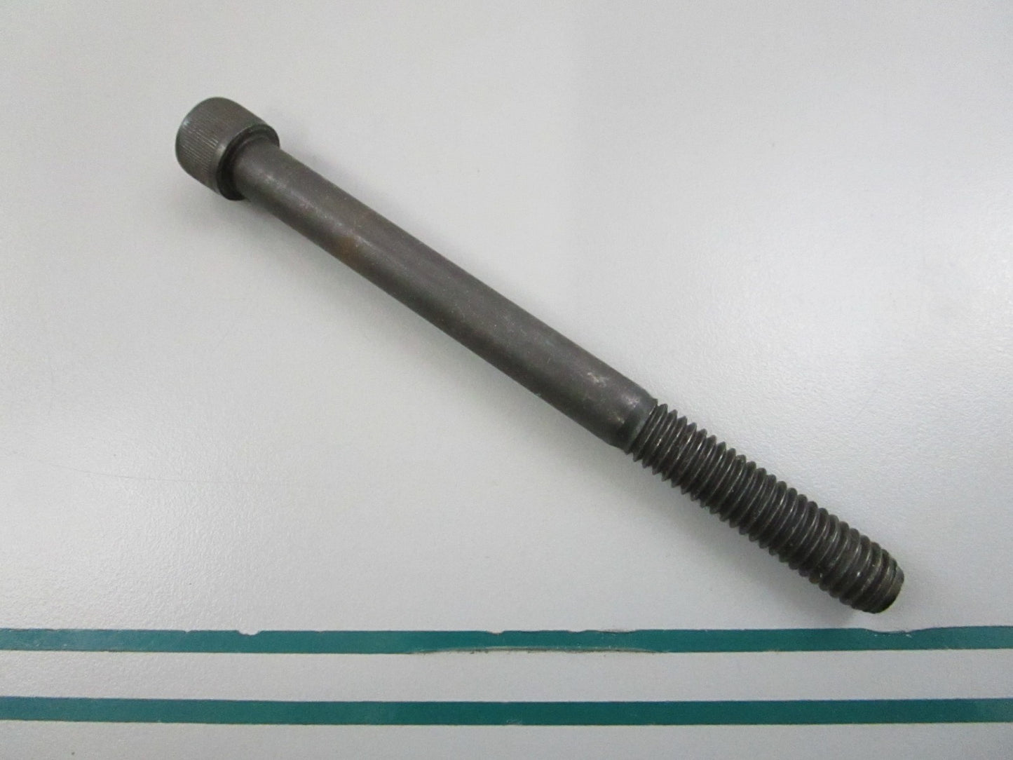 NEW OEM 352717 0352717 OMC Johnson Evinrude Screw 0810
