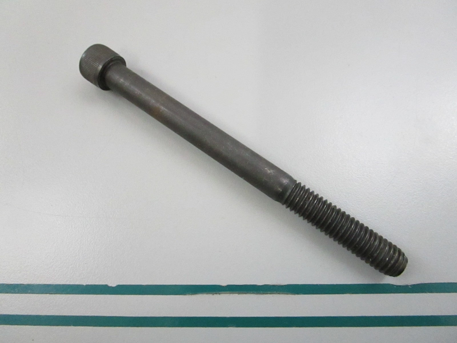 NEW OEM 352717 0352717 OMC Johnson Evinrude Screw 0810