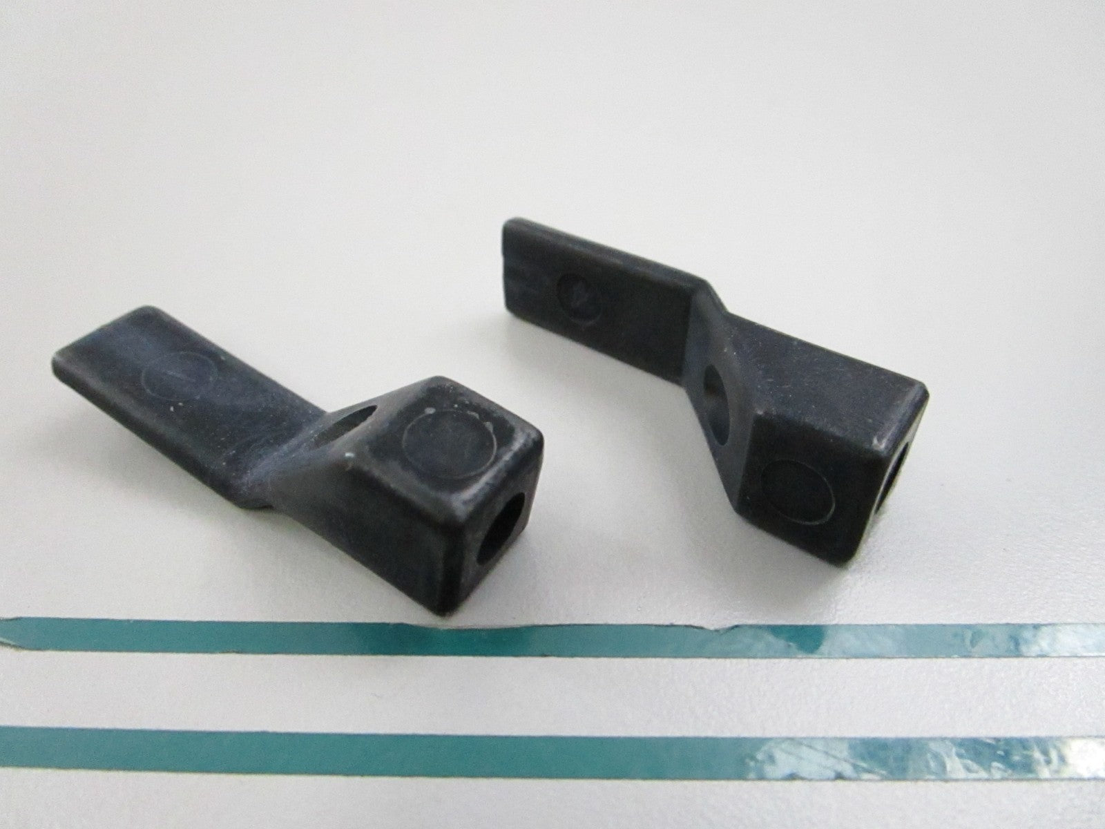 NEW OEM (LOT OF 2) 324584 0324584 OMC Johnson Evinrude Spacer 0810