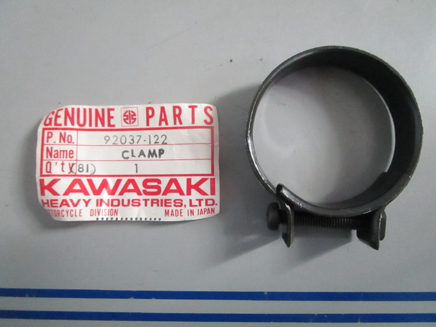 NEW OEM 92037-122 Kawasaki Clamp 0820