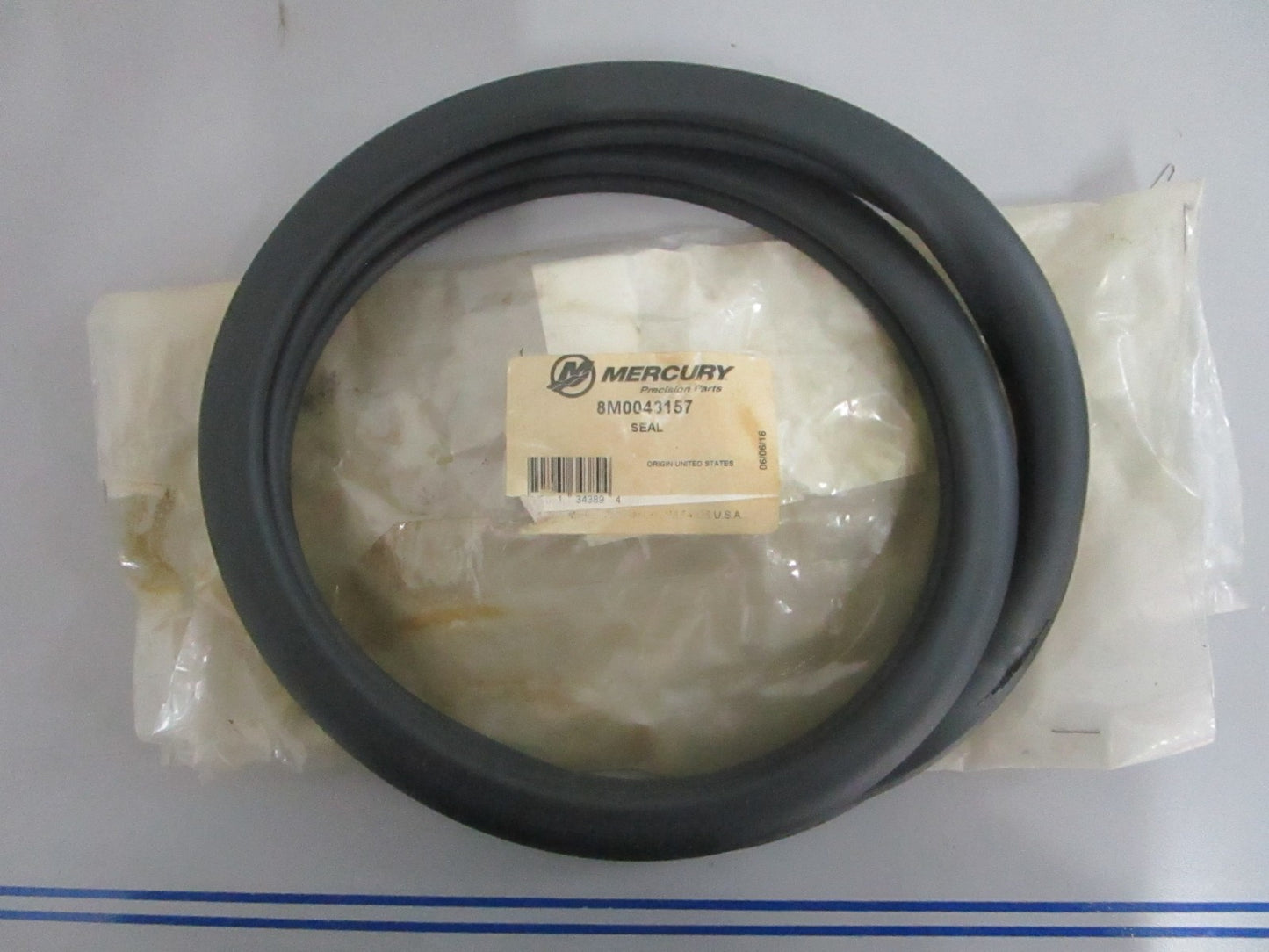 *NEW OEM* 0820 Mercury Quicksilver Seal 8M0043157