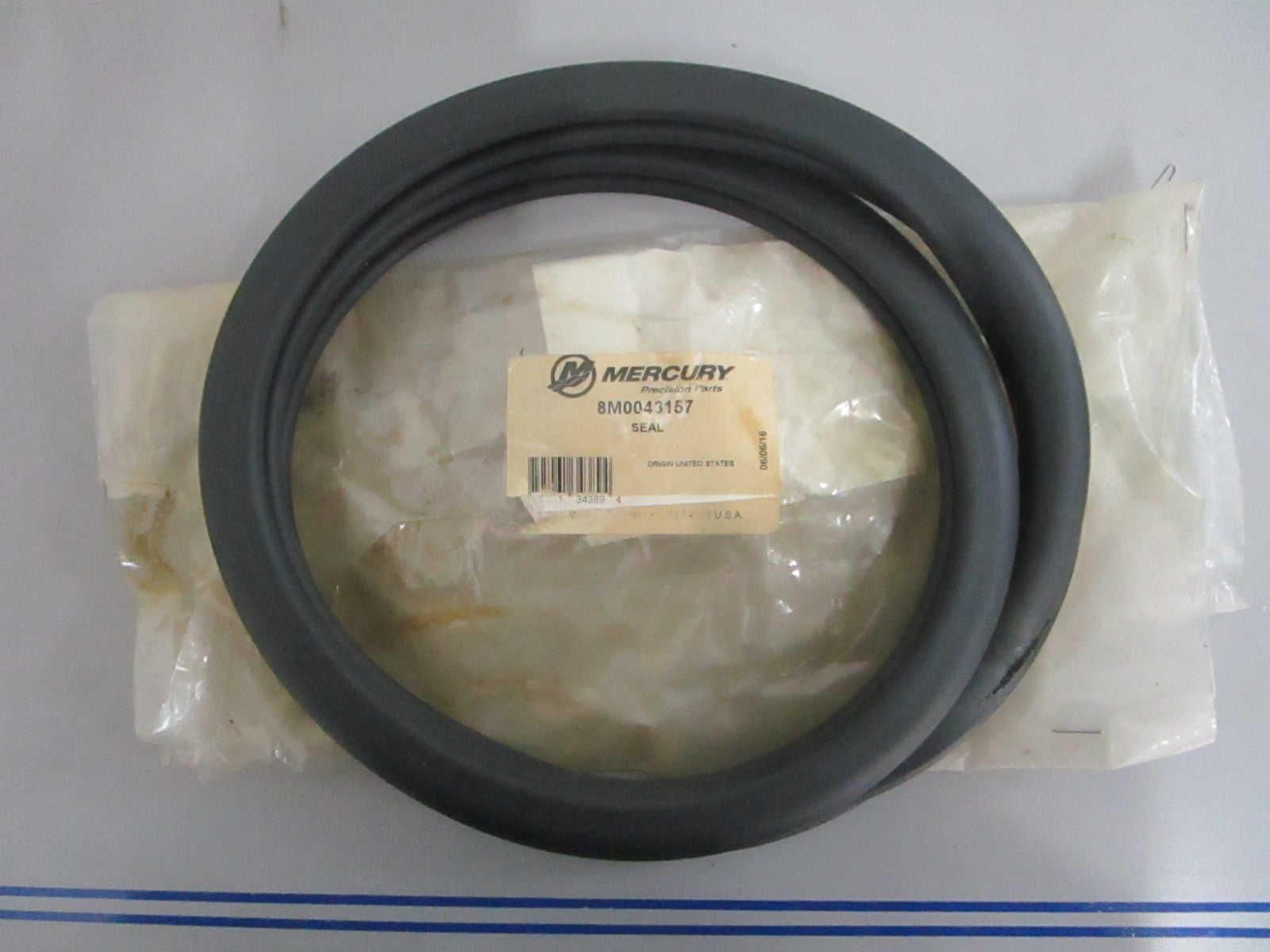 *NEW OEM* 0820 Mercury Quicksilver Seal 8M0043157