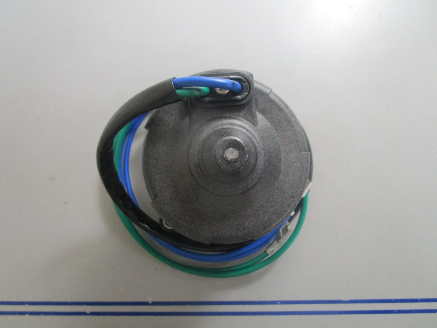 *NEW OEM* 0810 Yamaha Trim Tilt Motor Assembly 64E-43880-04-00