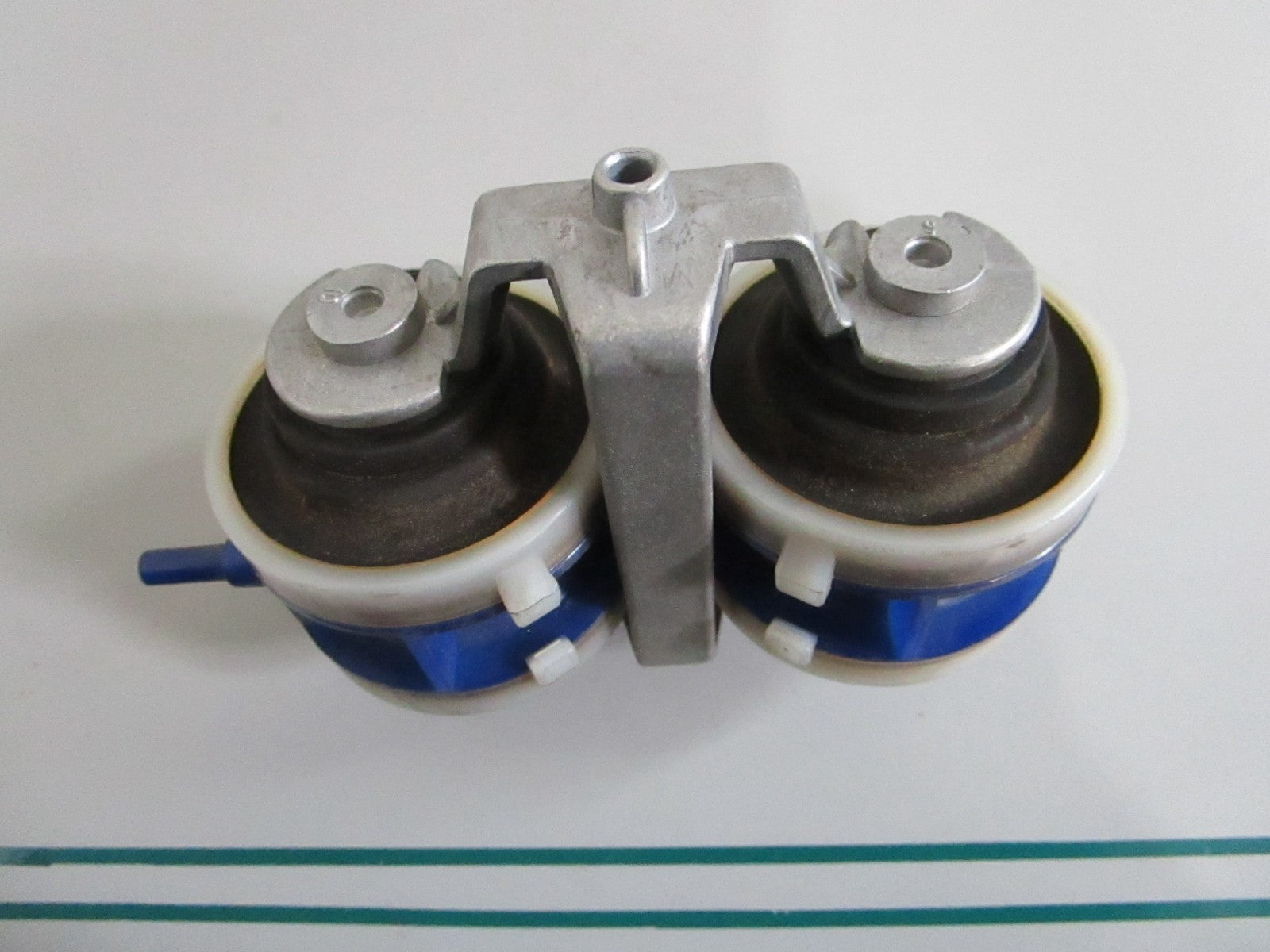 NEW OEM 00080000675 Mercedes-Benz Vacuum Element 0820