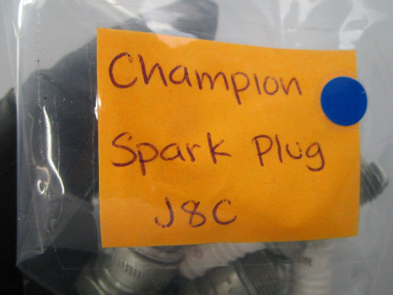 NEW (LOT OF 6) Champion J8C Spark Plug 0810