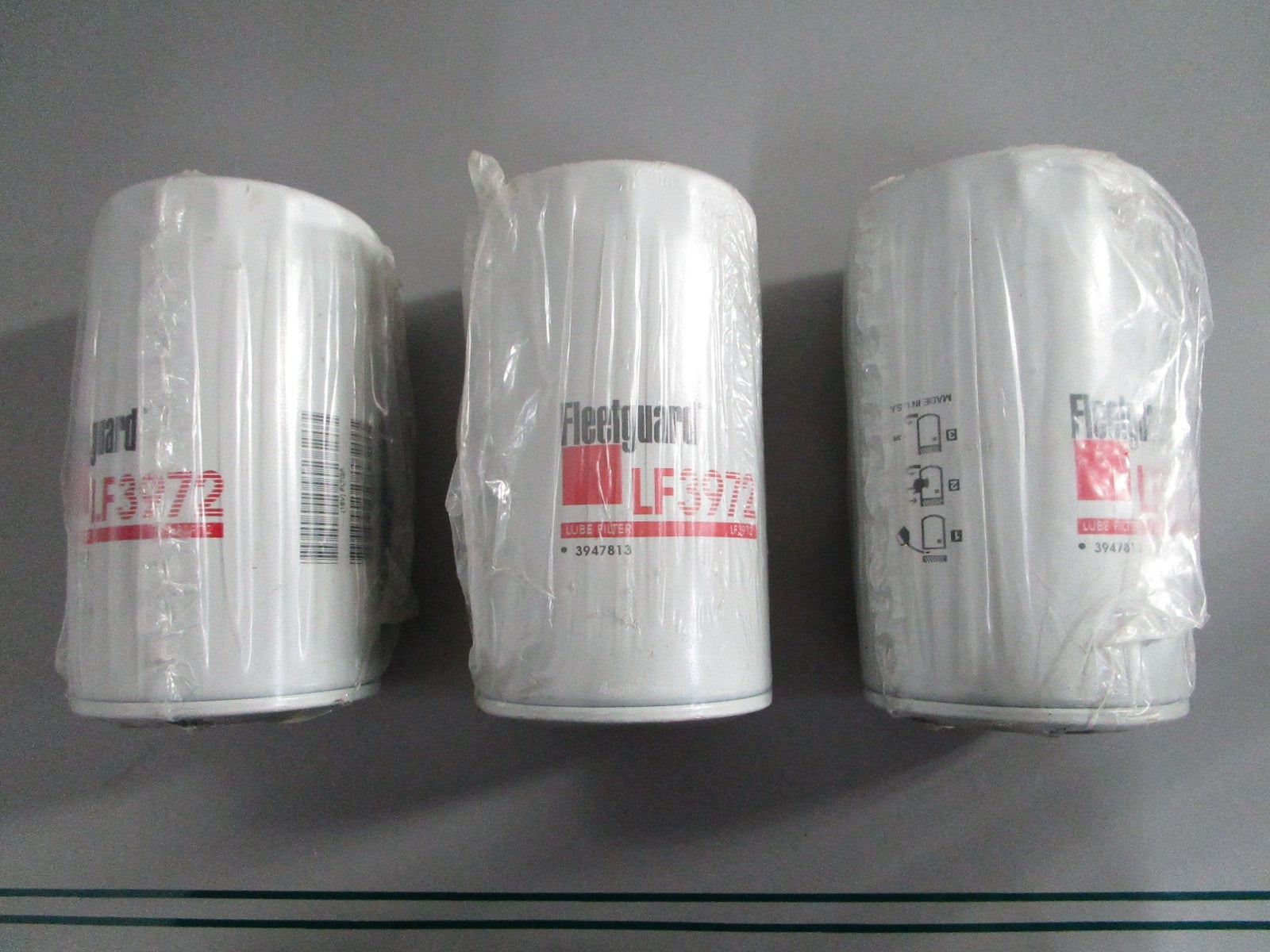 NEW OEM (LOT OF 3) LF3972 Fleetguard Lube Filter 0820